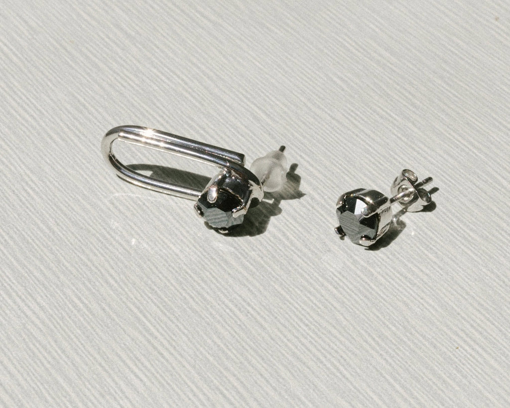 Oval Earrings With Crystal  Stone  (Pair)