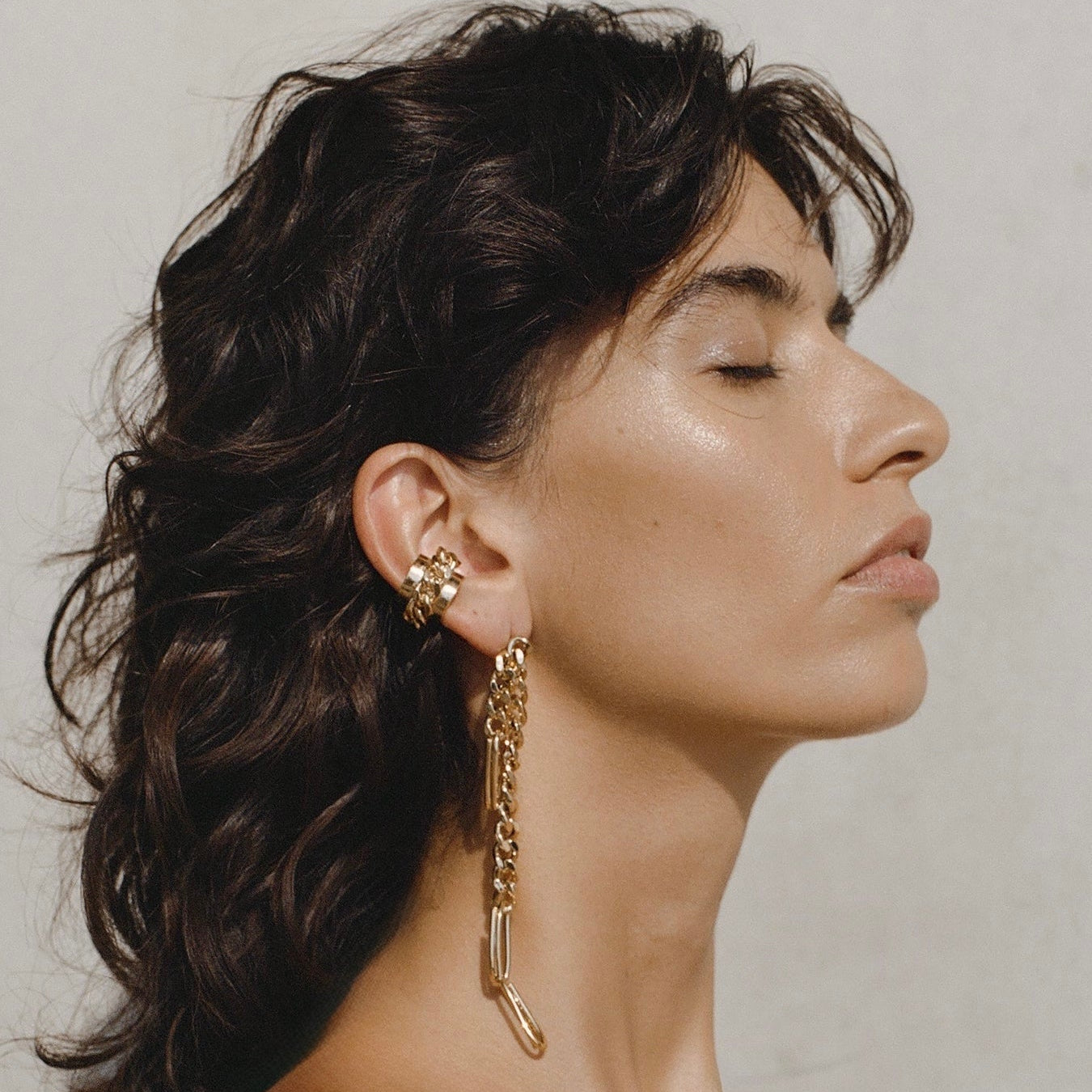 V Cuban Links Earring (single)