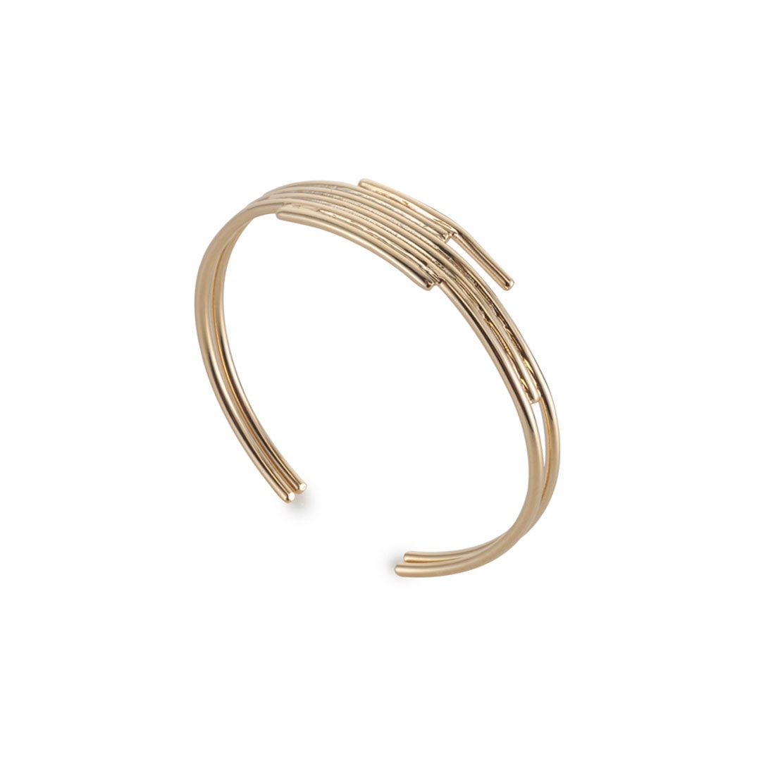 Narrow lines cuff bracelet