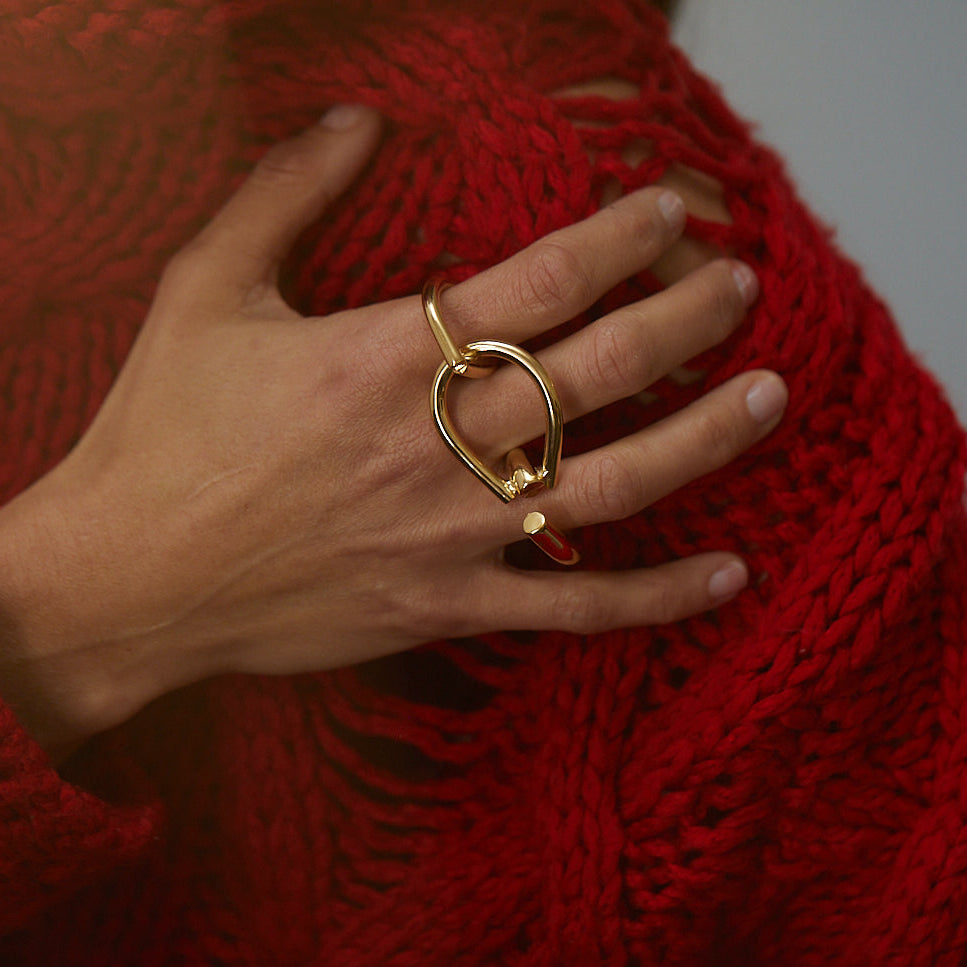 Three-Finger Linked Ring