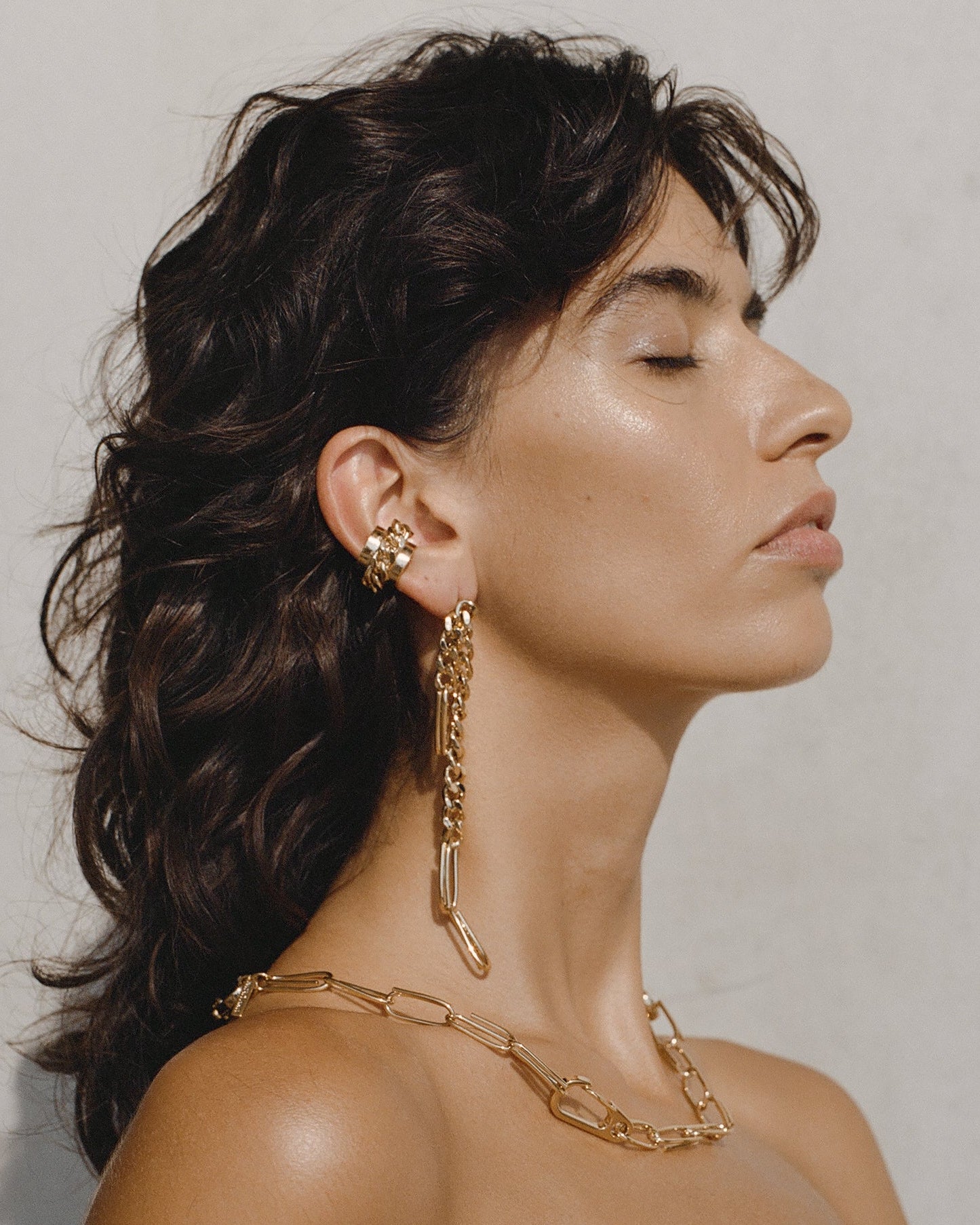 V Cuban Links Earring (single)